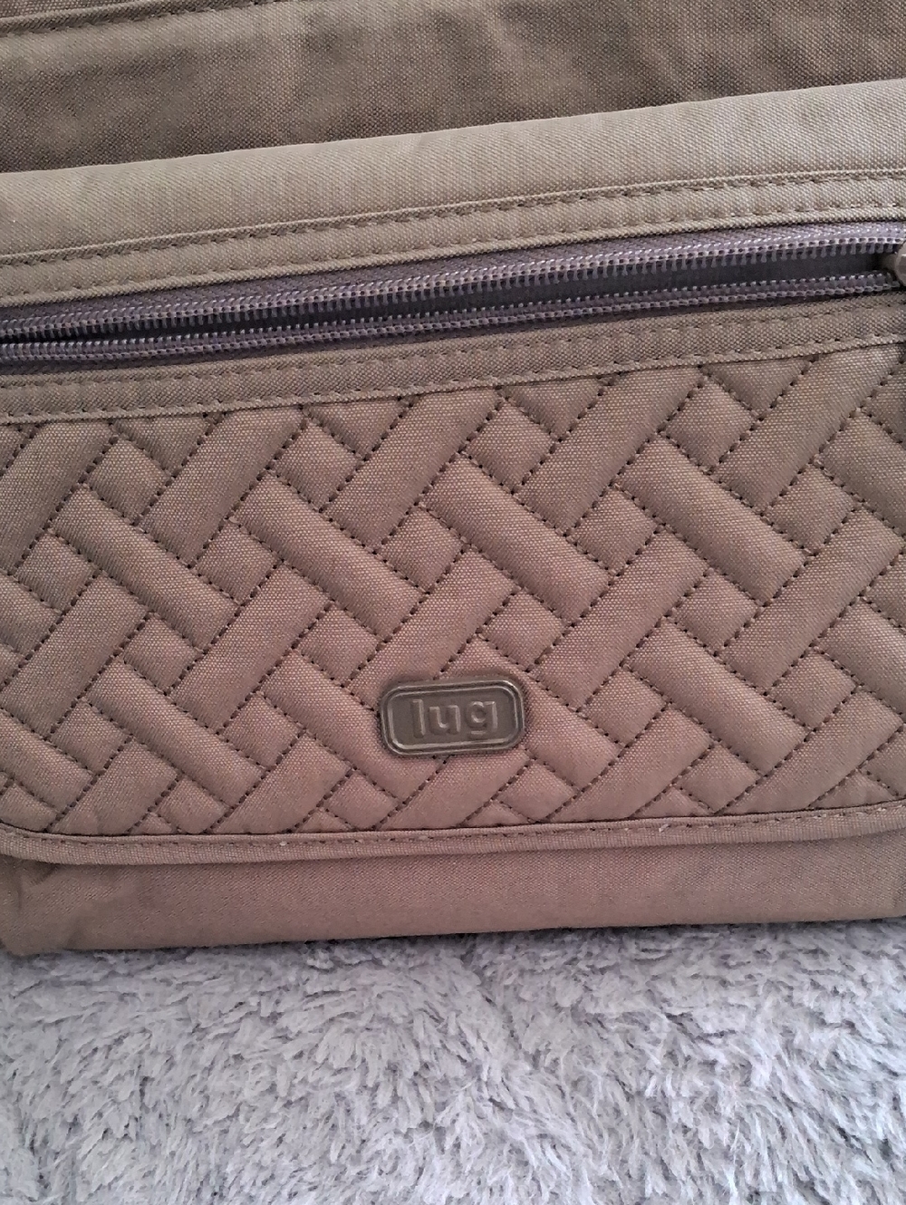 Lug Quilted Toiletry Bag in Taupe/Excellent Condition🎉🎉🎉🎉🎉